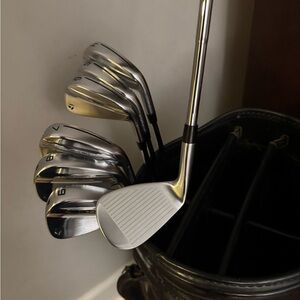 🔥Taylormade P790s🔥 Never been used!